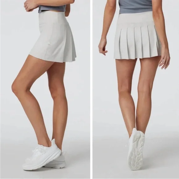 SET! Vuori Halo skirt and tank set sz M - Picture 6 of 7